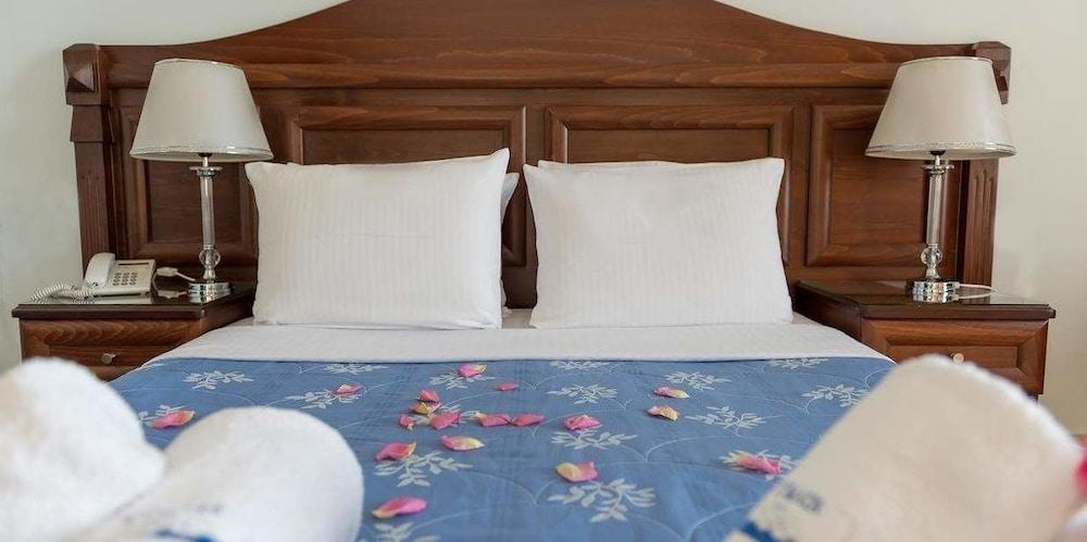 Kymata Hotel Paralía Kültér fotó