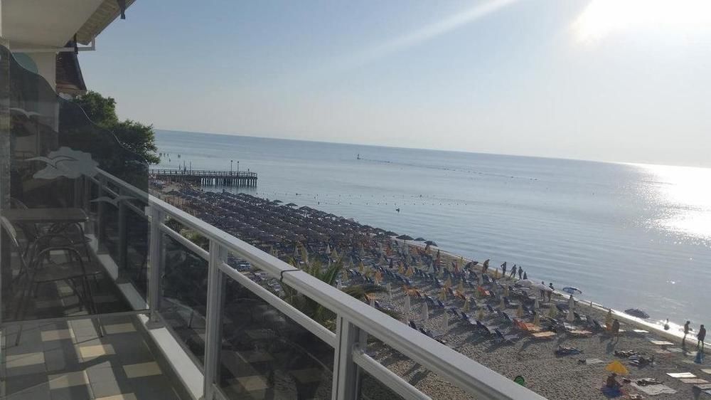 Kymata Hotel Paralía Kültér fotó